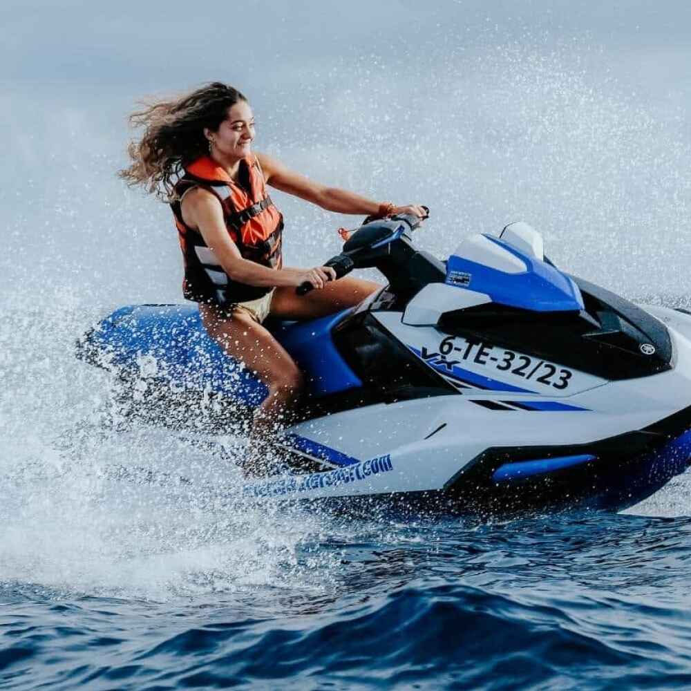Jet Ski - Image 3