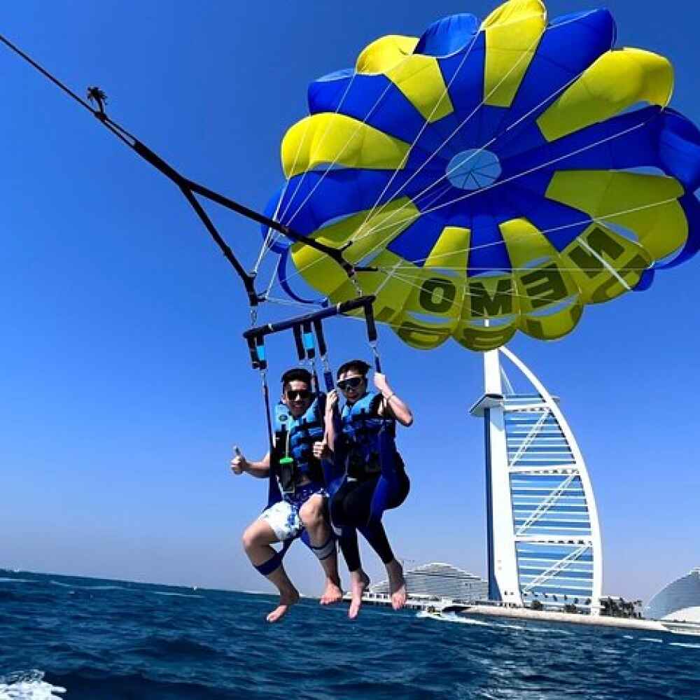 Dubai Parasailing - Image 2